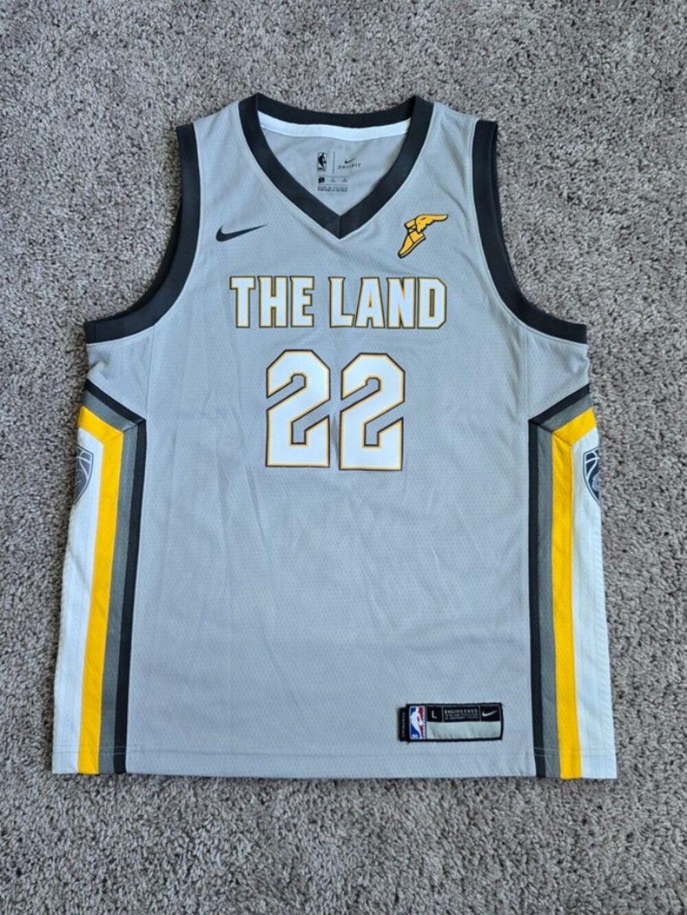 Nike Cleveland Cavaliers The Land City Edition Jersey #22 Larry Nance Jr Youth L